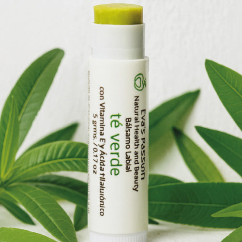 Bálsamo de Labios Té Verde con Ácido Hialurónico
